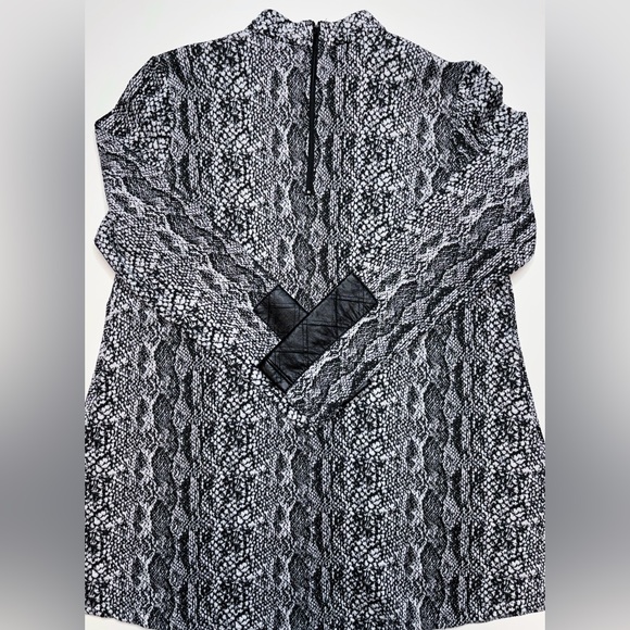 Reputation Tyler Boe Chrissy Tunic Faux Leather Trim Snakeskin Knit Size… - Picture 8 of 9